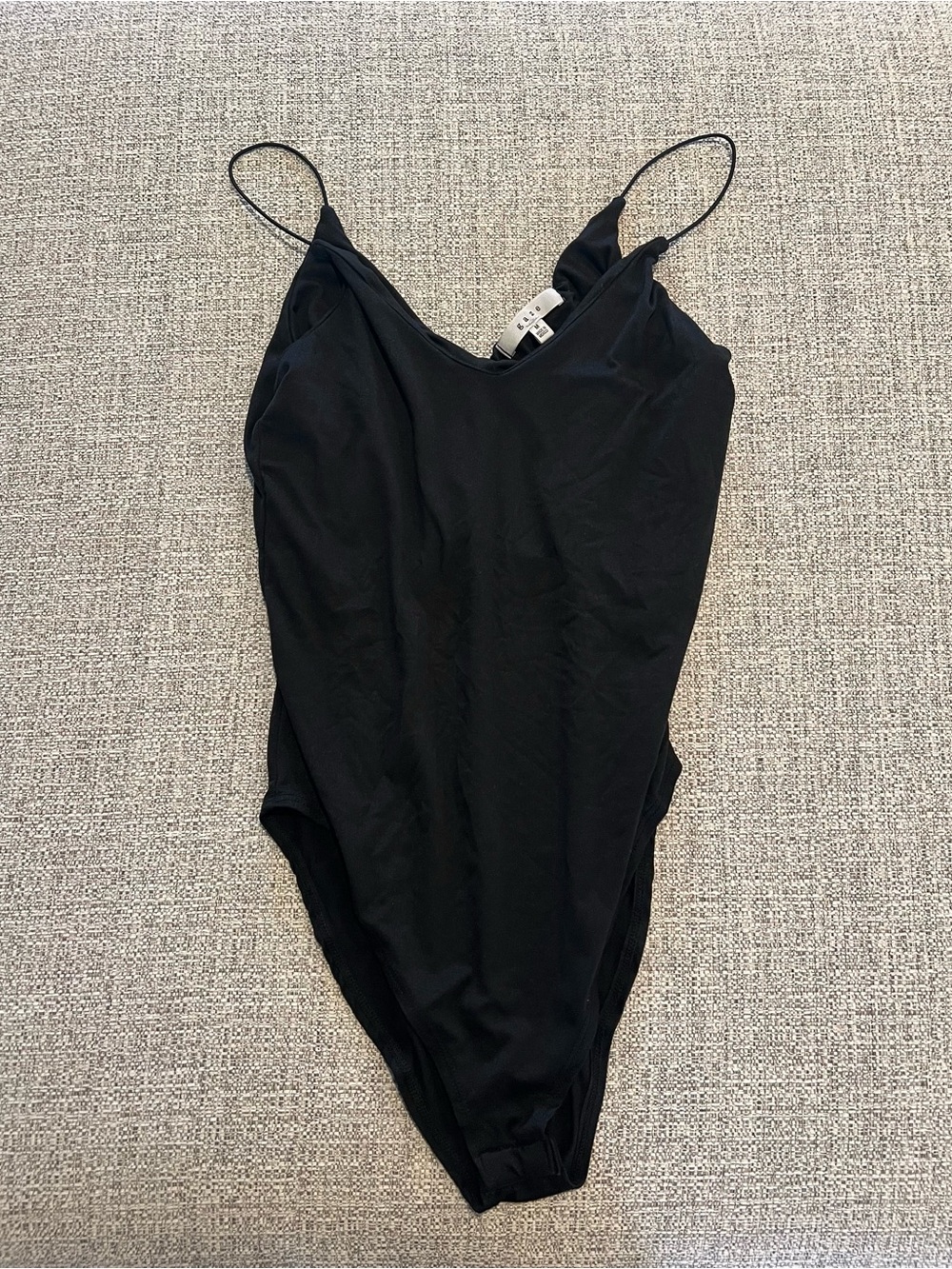 gaze Black V-Neck Spaghetti Strap Bodysuit